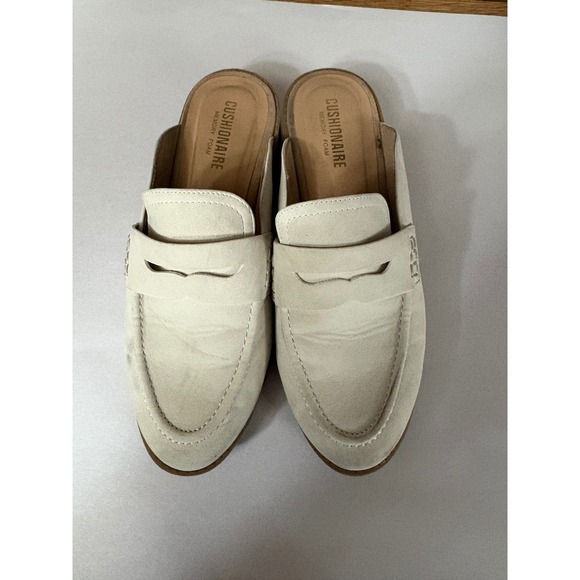 Cushionaire Shoes - Cushionaire Womens Memory Foam Mule Loafers Cream Faux Suede‎ Size 7W